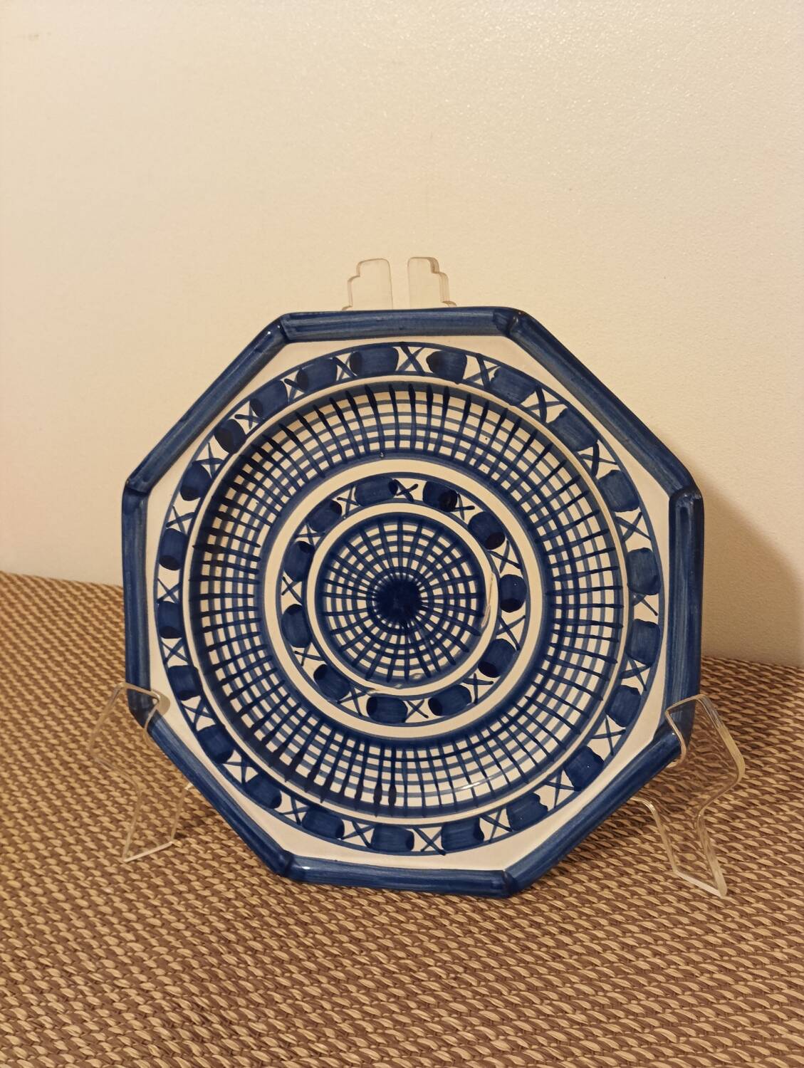 Plate Robert Picault