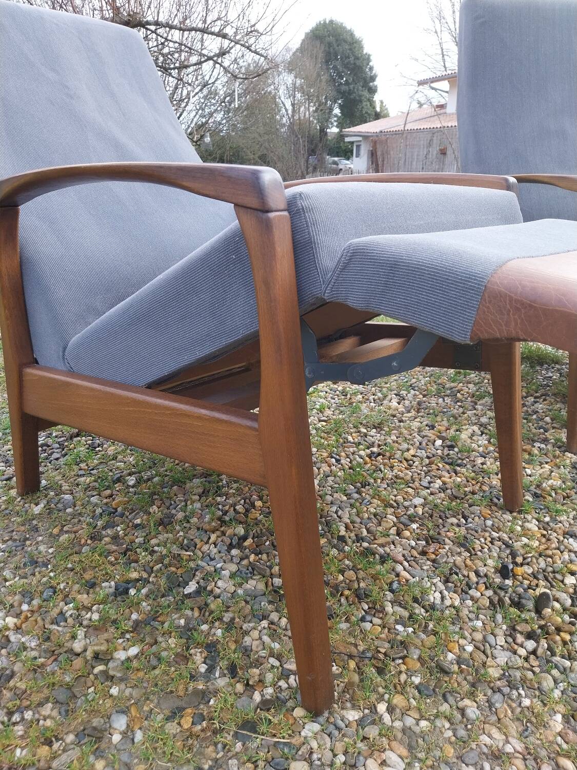 Scandinavian chaise longue armchair