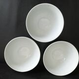 Set of 3 white ribbed bowls