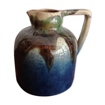 Pitcher ceramic