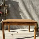 Pine table