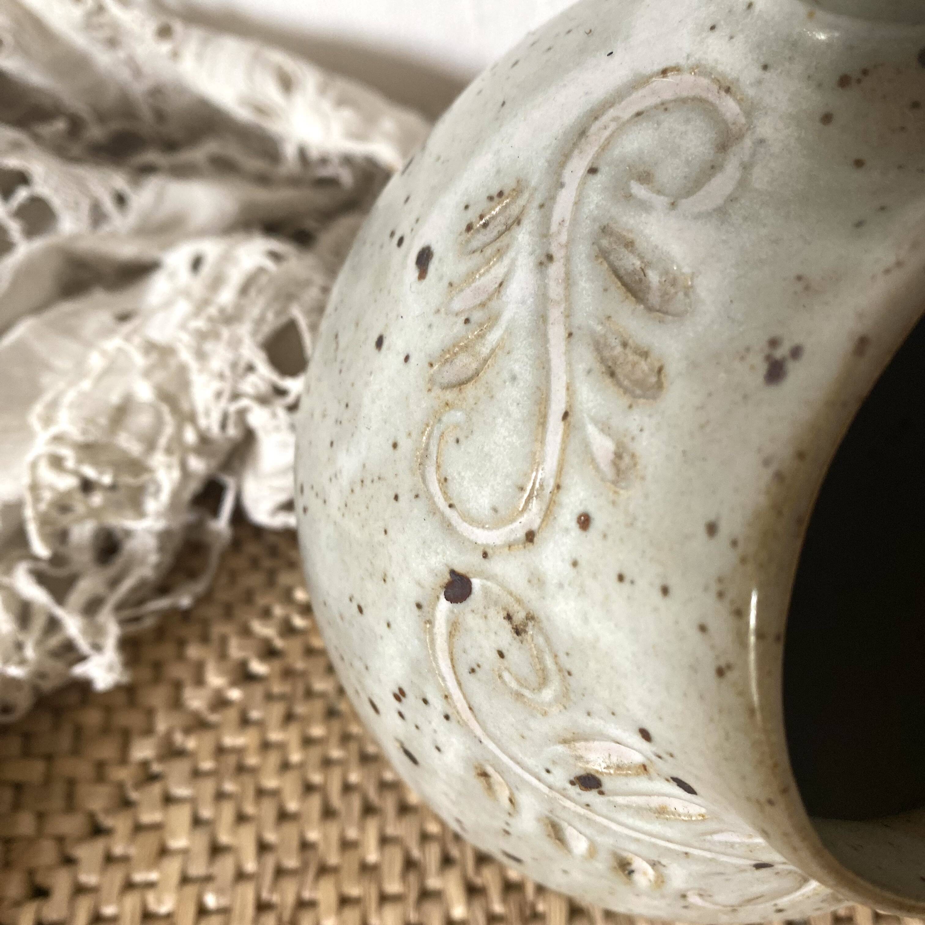 Salt pot in pyrite stoneware