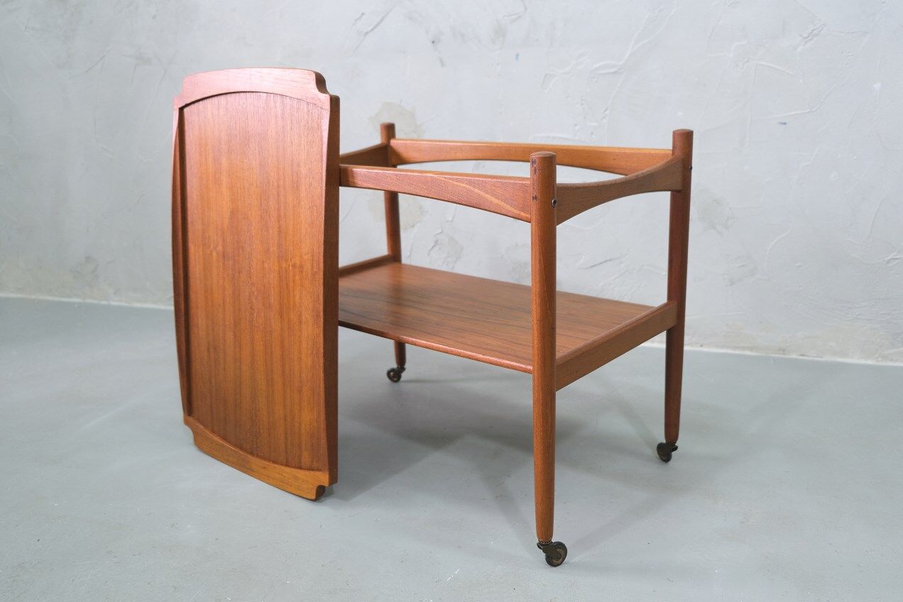 Danish teak bar cart with tray by Poul Hundevad, 1960s