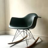 Eames Plastic Armchair RE RAR rocking chair design, Vitra edition.