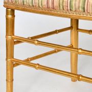 Paire de chaises en bois doré imitant le bambou