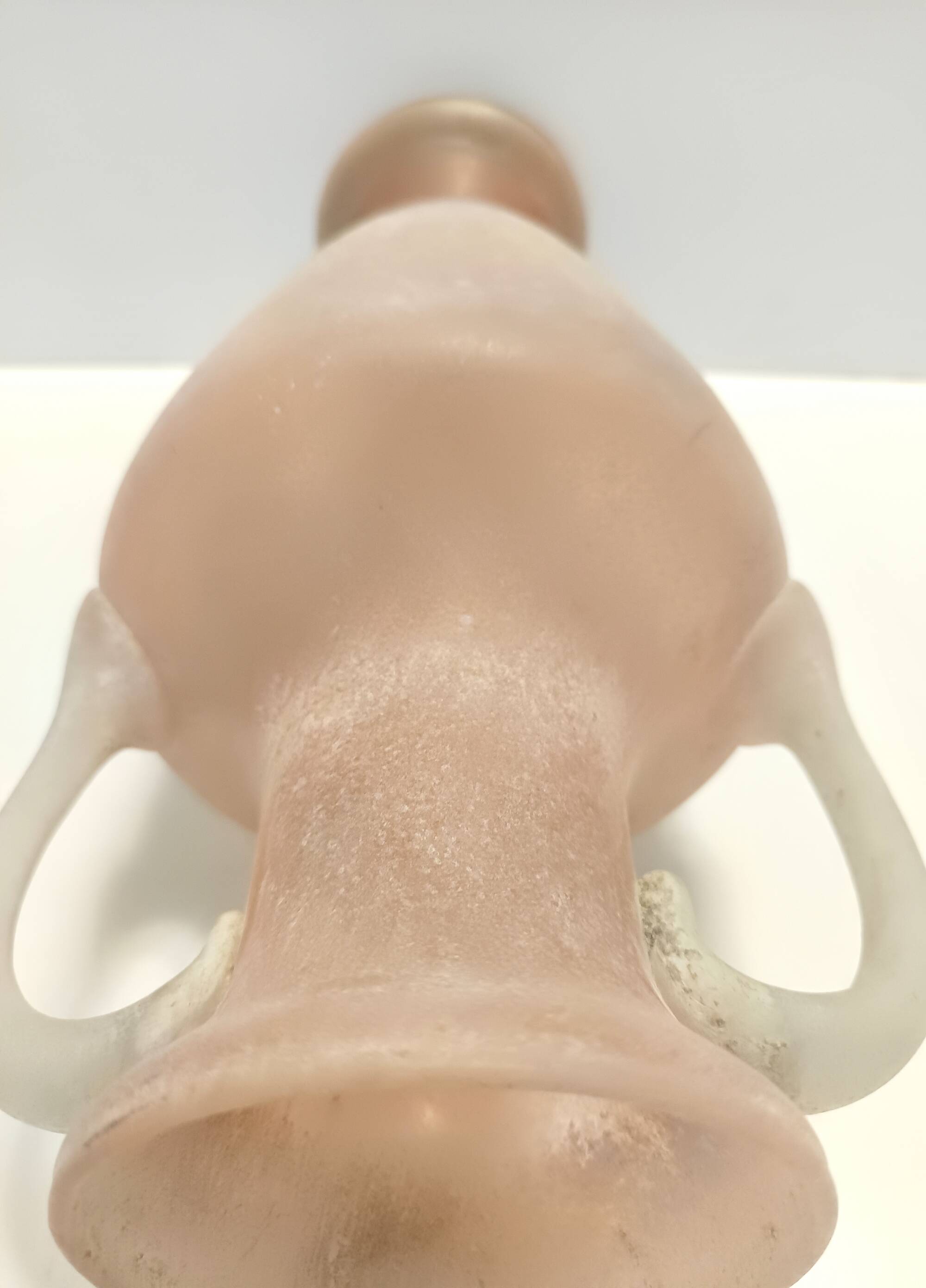 Peach Pink and White Scavo Glass Amphora Vase attr. to Seguso, Italy