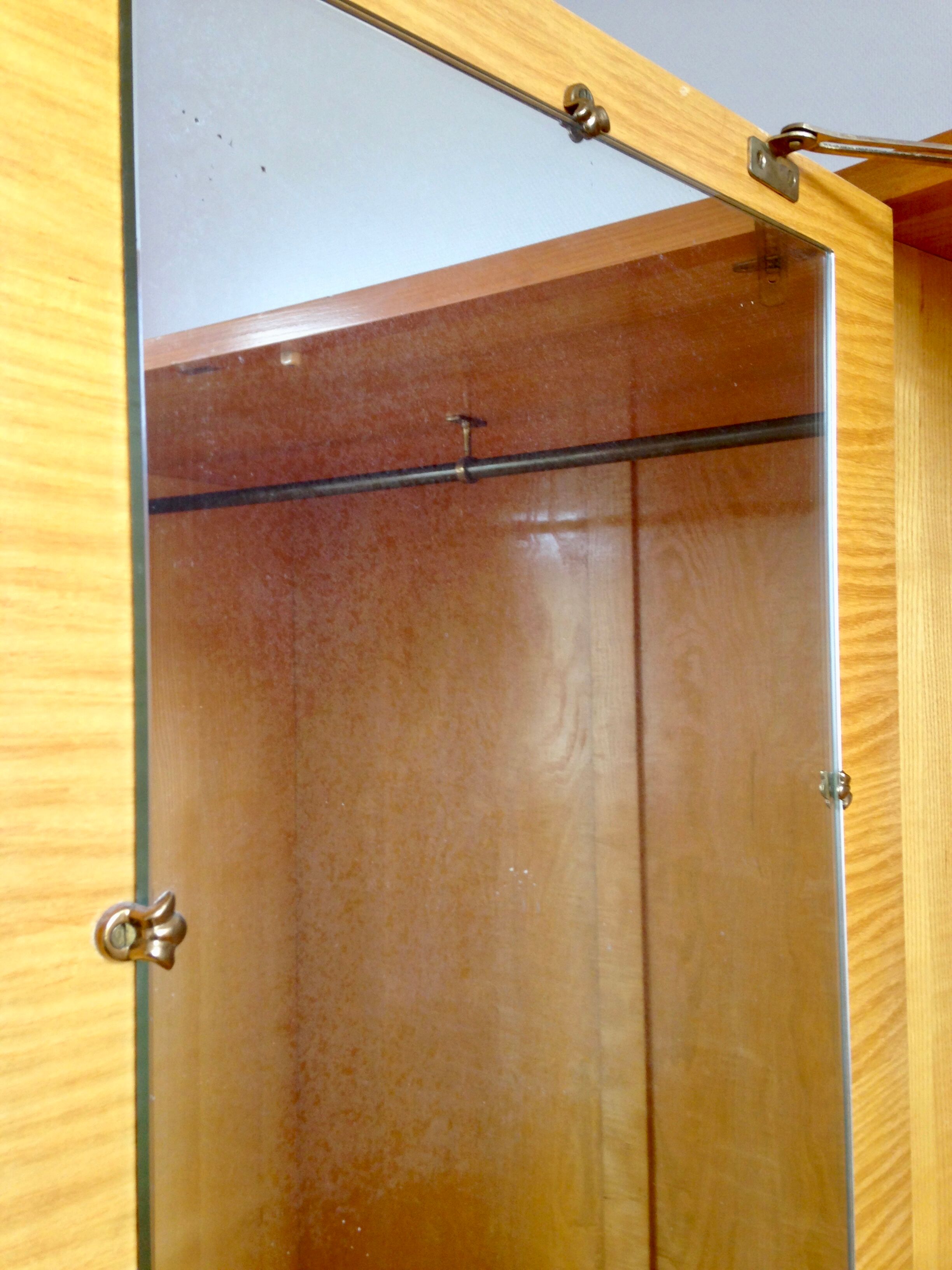 Armoire en frêne doré Guermonprez 4 portes 1950