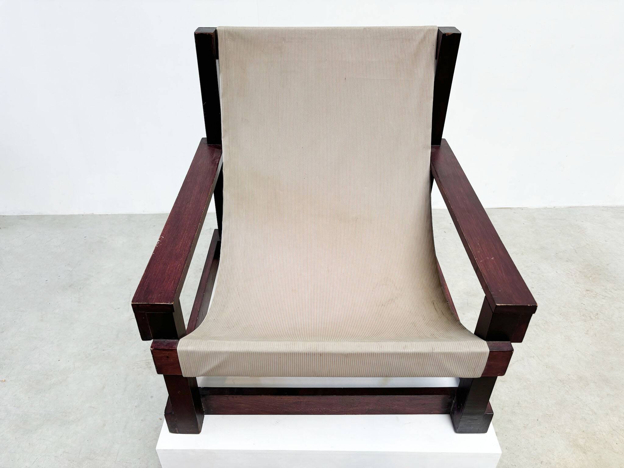 1967 Dutch "Goed wonen" sculptural chair