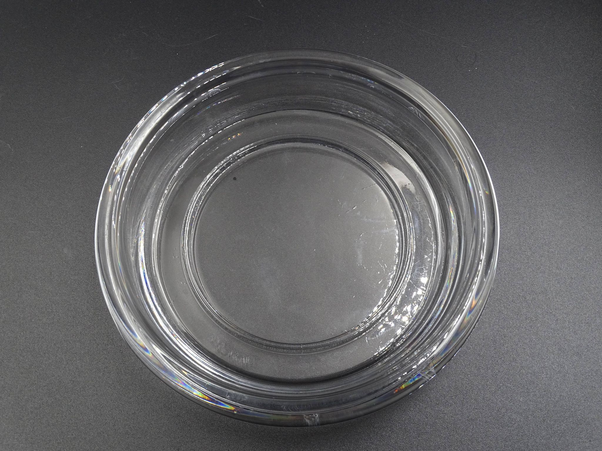 Set of 4 crystal bottle bottoms molded by Baccarat - Around 1950