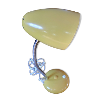 VINTAGE DESK LAMP - Yellow metal movable steel arm