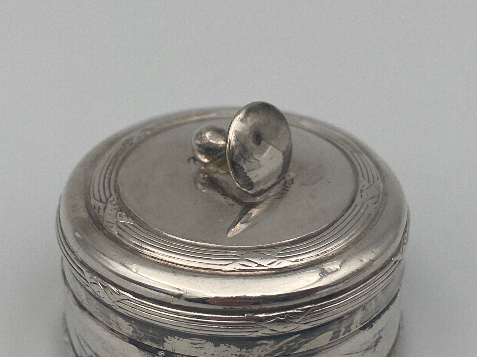 Christian dior silver metal box with cufflink decor socket