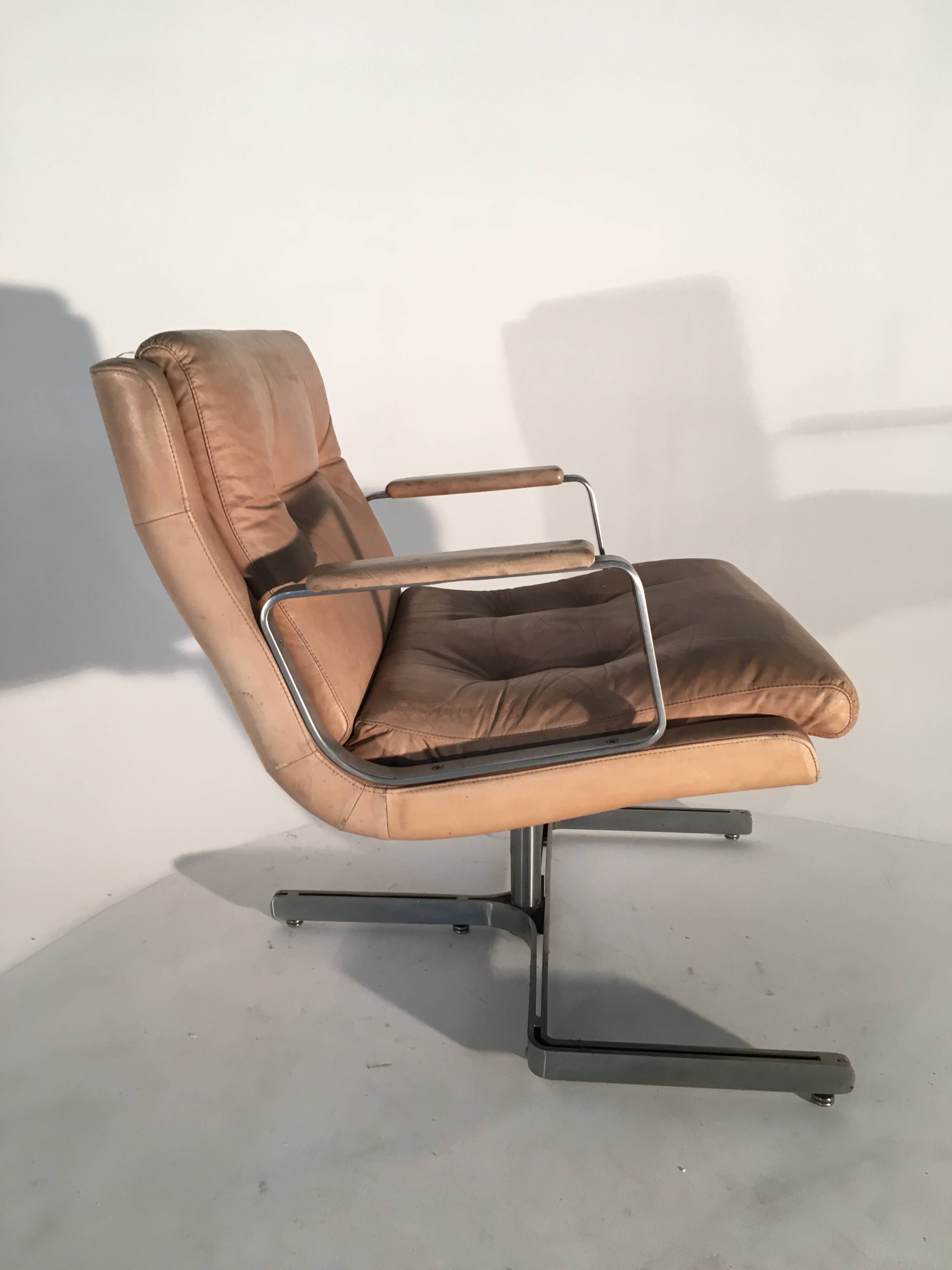 Paire de fauteuils Raphael Raffell cuir sable