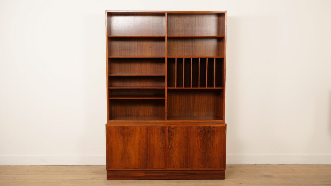 Buffet vintage | Bibliothèque | Meuble à vinyles | Palissandre | Hundevad pour Omann Jun