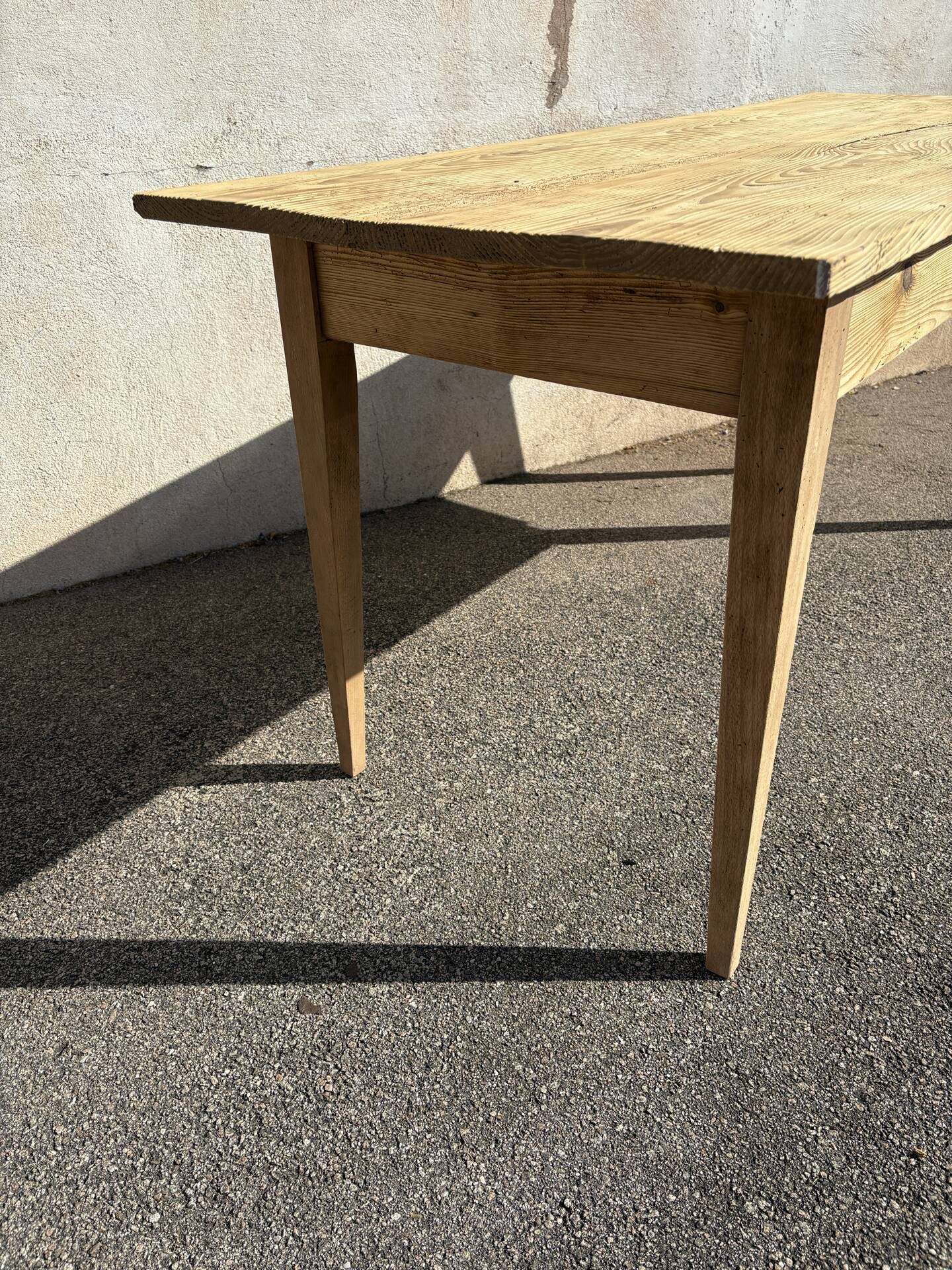 Table bistrot brute 