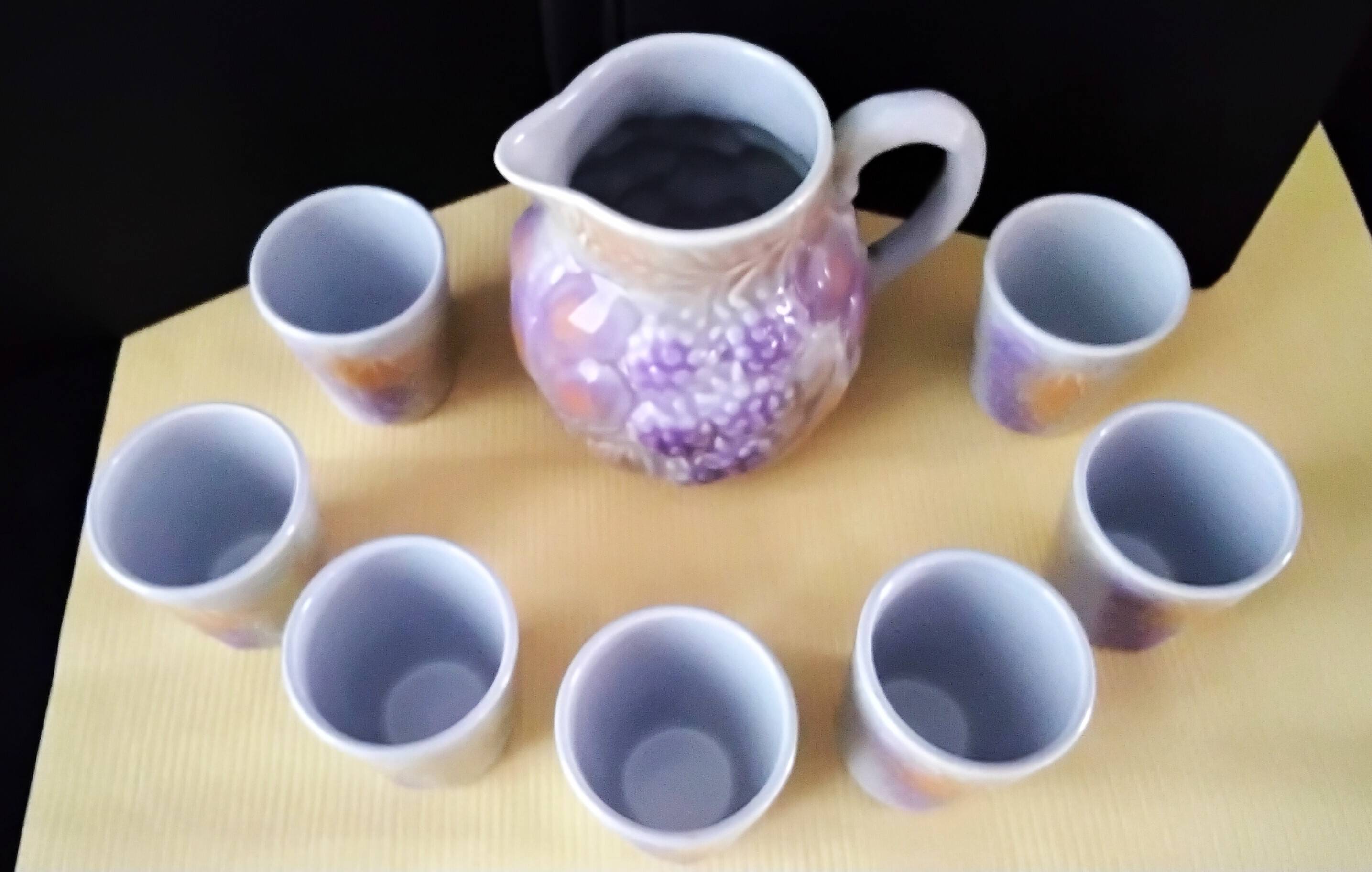 Cider or lemonade service in a Salins les Bains jug.
