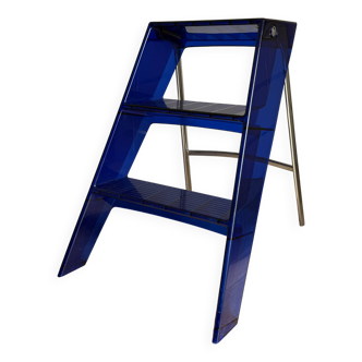Upper kartell italian design bleu klein blue starck memphis escabeau
