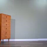 Vintage Meredew Tallboy / Chest Of Drawers in Oak.