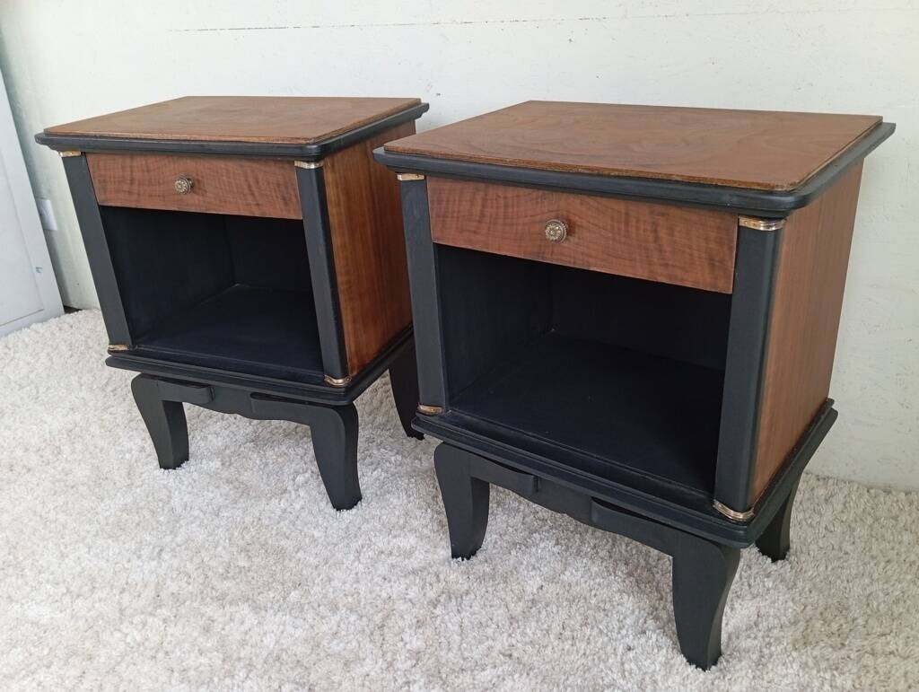 Art Deco walnut bedside tables.