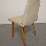 Pair of spindle-legged beech chairs from the 50s/60s