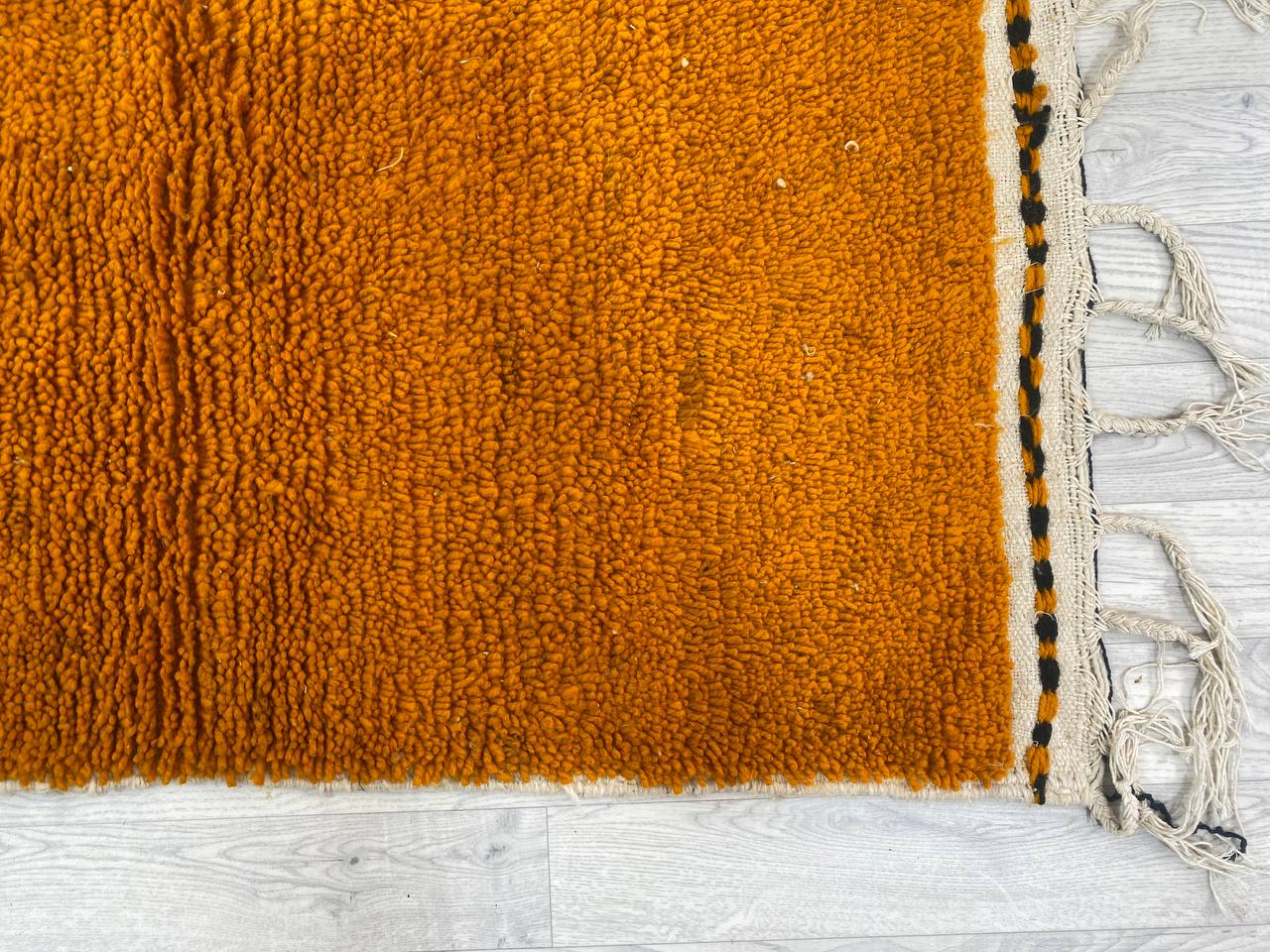 Handmade Moroccan Berber rug 276 x 183 CM