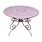 Table de jardin en fer forgé  mauve