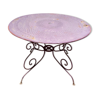 Table de jardin en fer forgé  mauve