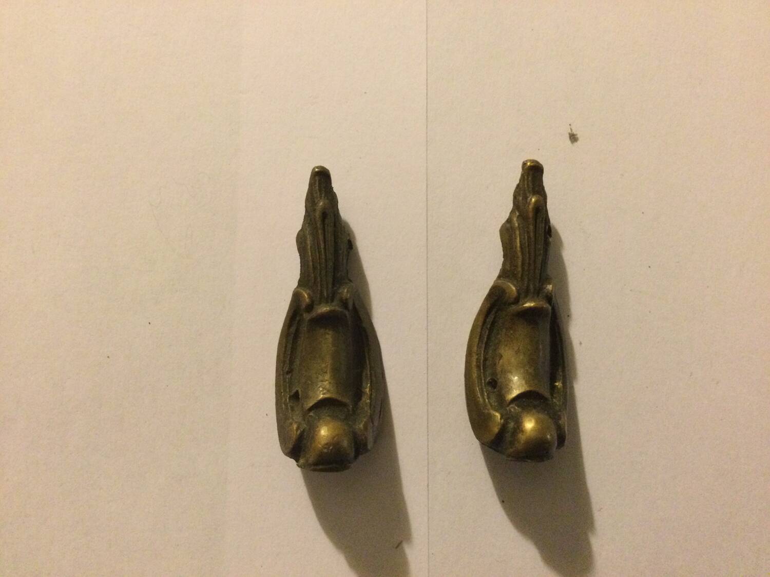 Set of bronze furniture fittings