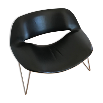 Lip Chair of Dema