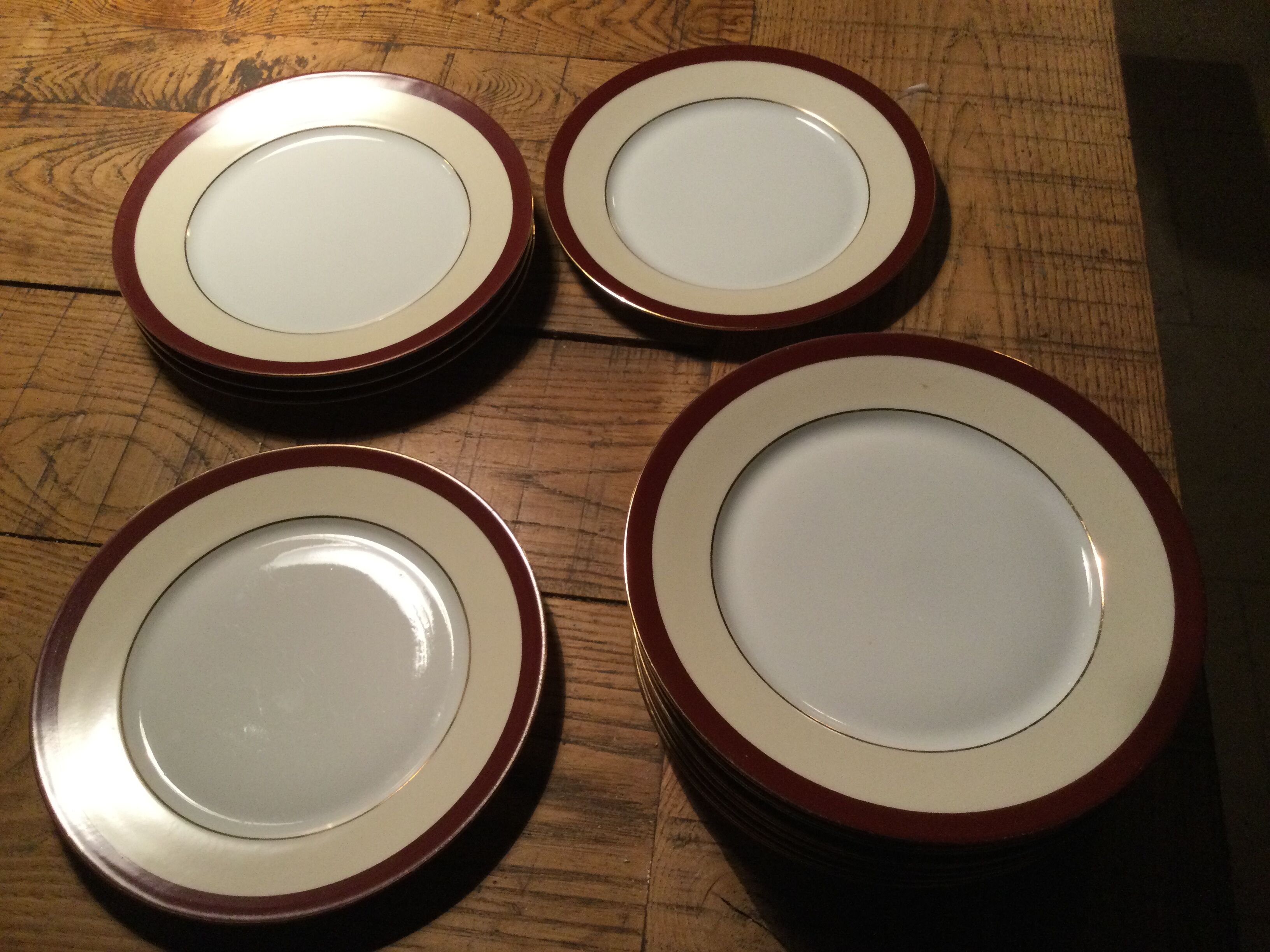 Set of 14 Porcelain Plates from Limoges