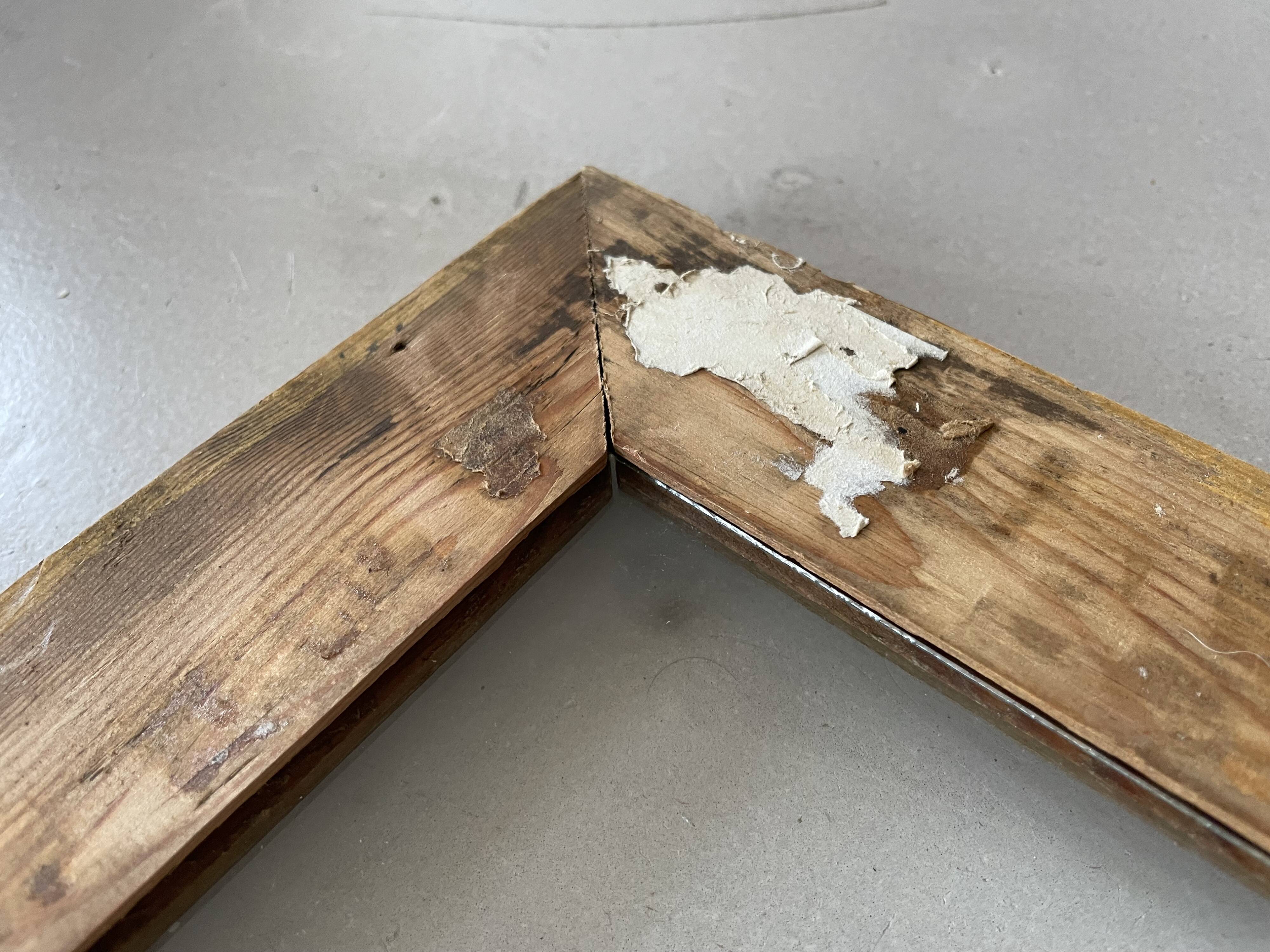 Old golden frame 32x26cm