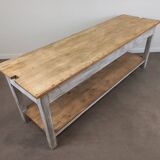 Work table with 2 shelves