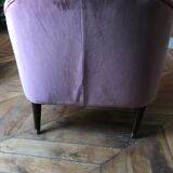 Pink velvet toad armchair