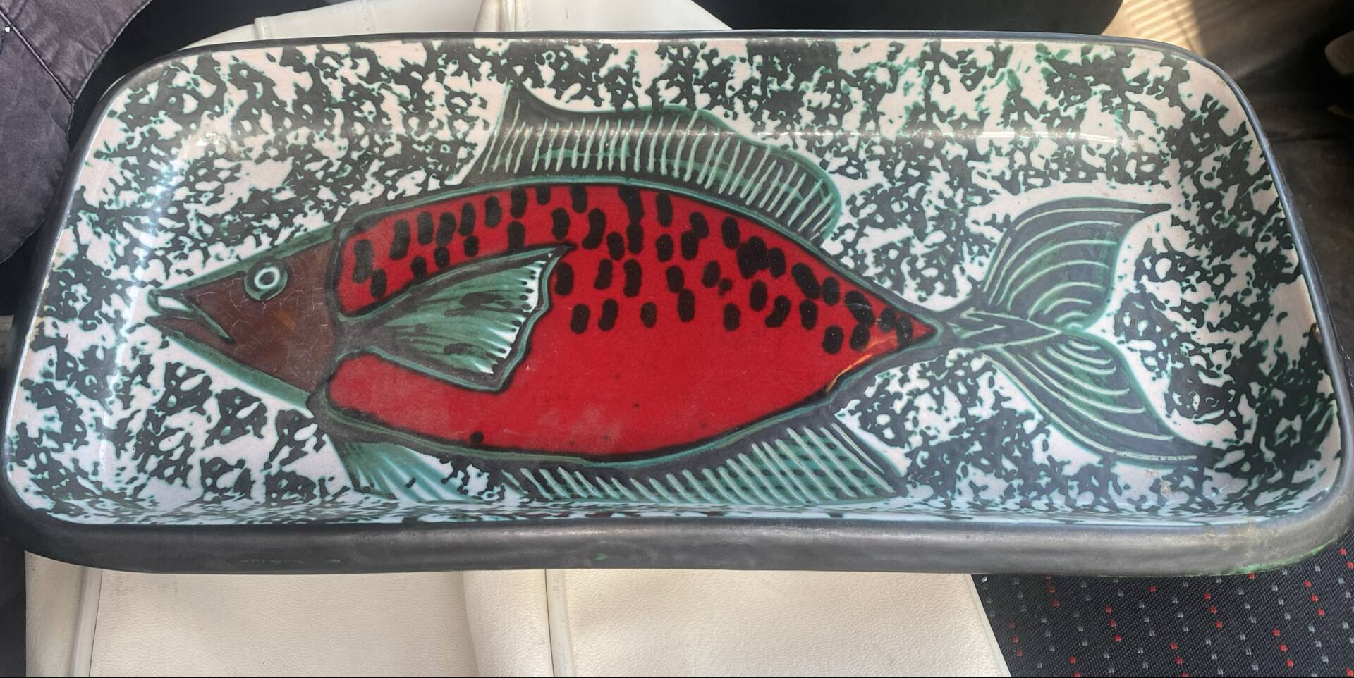 Ceramic plate
