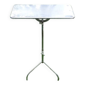 Table médicale en acier