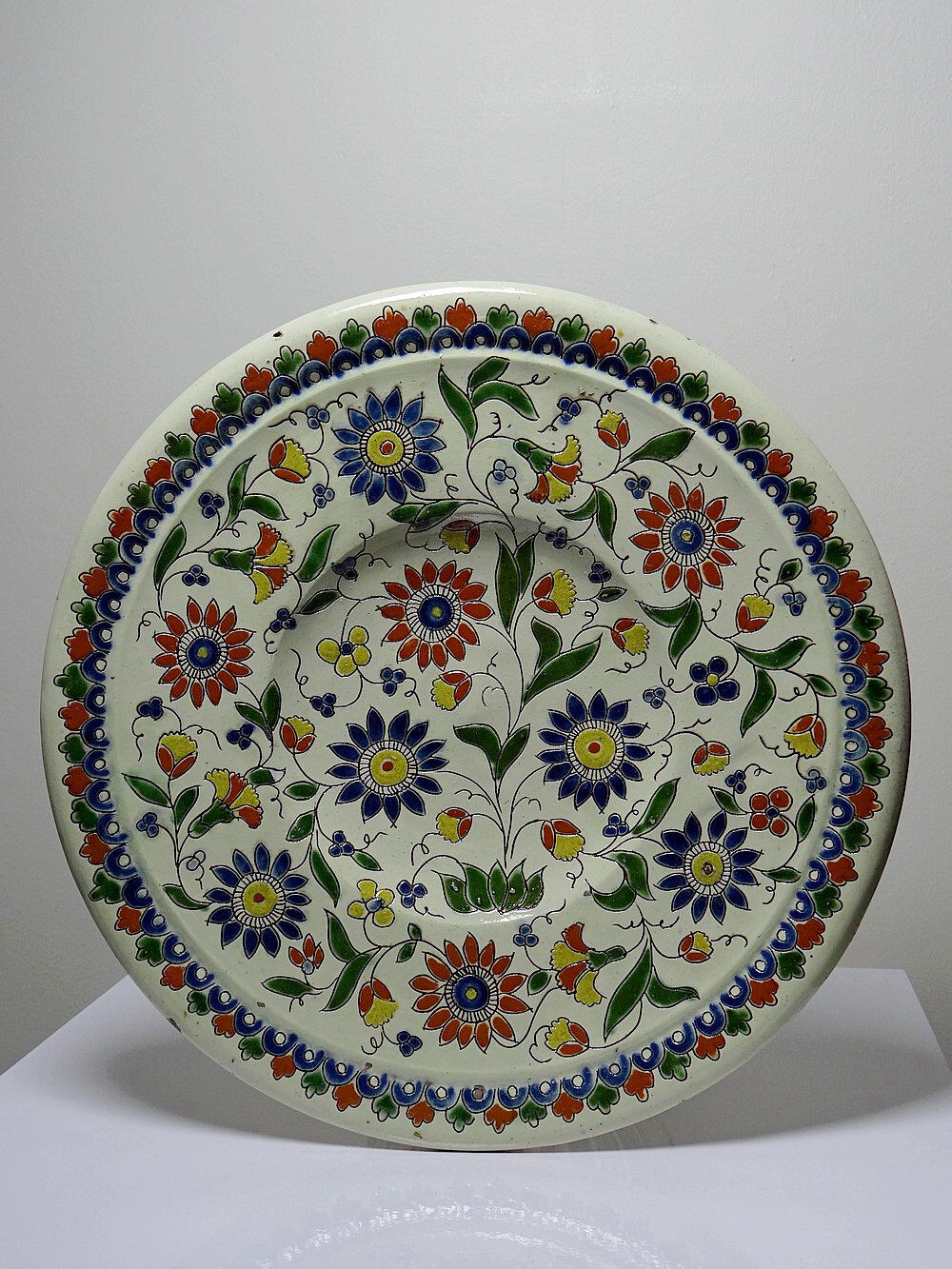 Thun enamel plate signed Schoch-Läderach, antique, Swiss, handcrafted and rare.