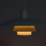 Suspension danoise PH4 par Poul Henningsen, années 1960