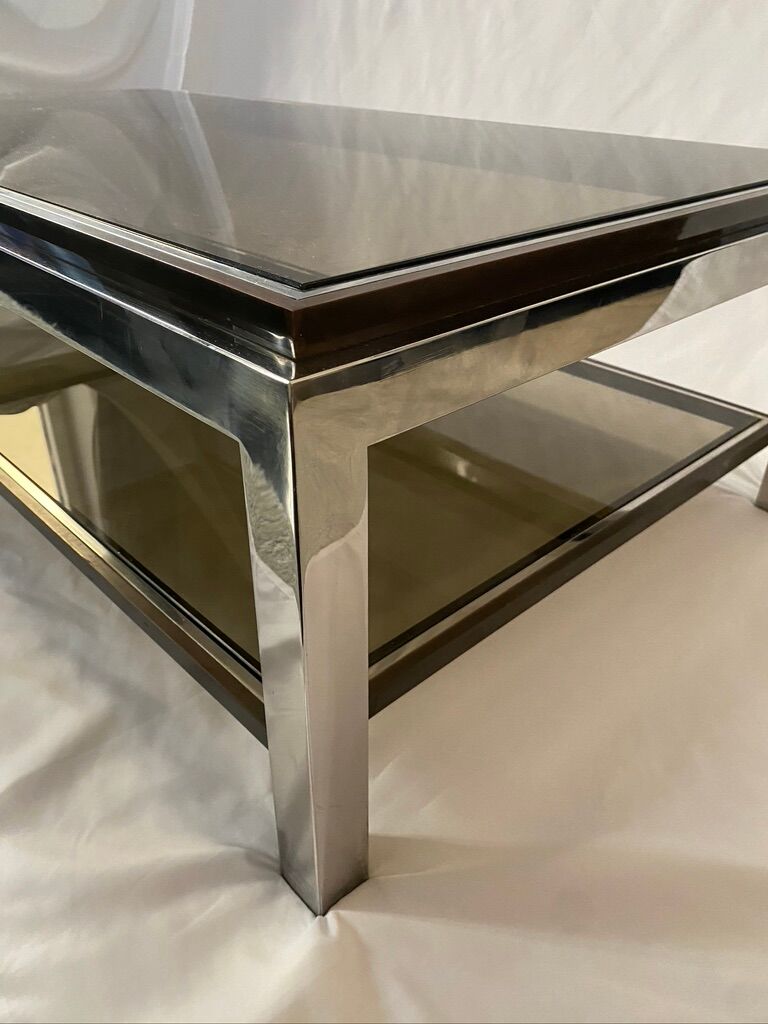 Table basse bicolore des années 1970 avec verre fumé d’après Willy Rizzo