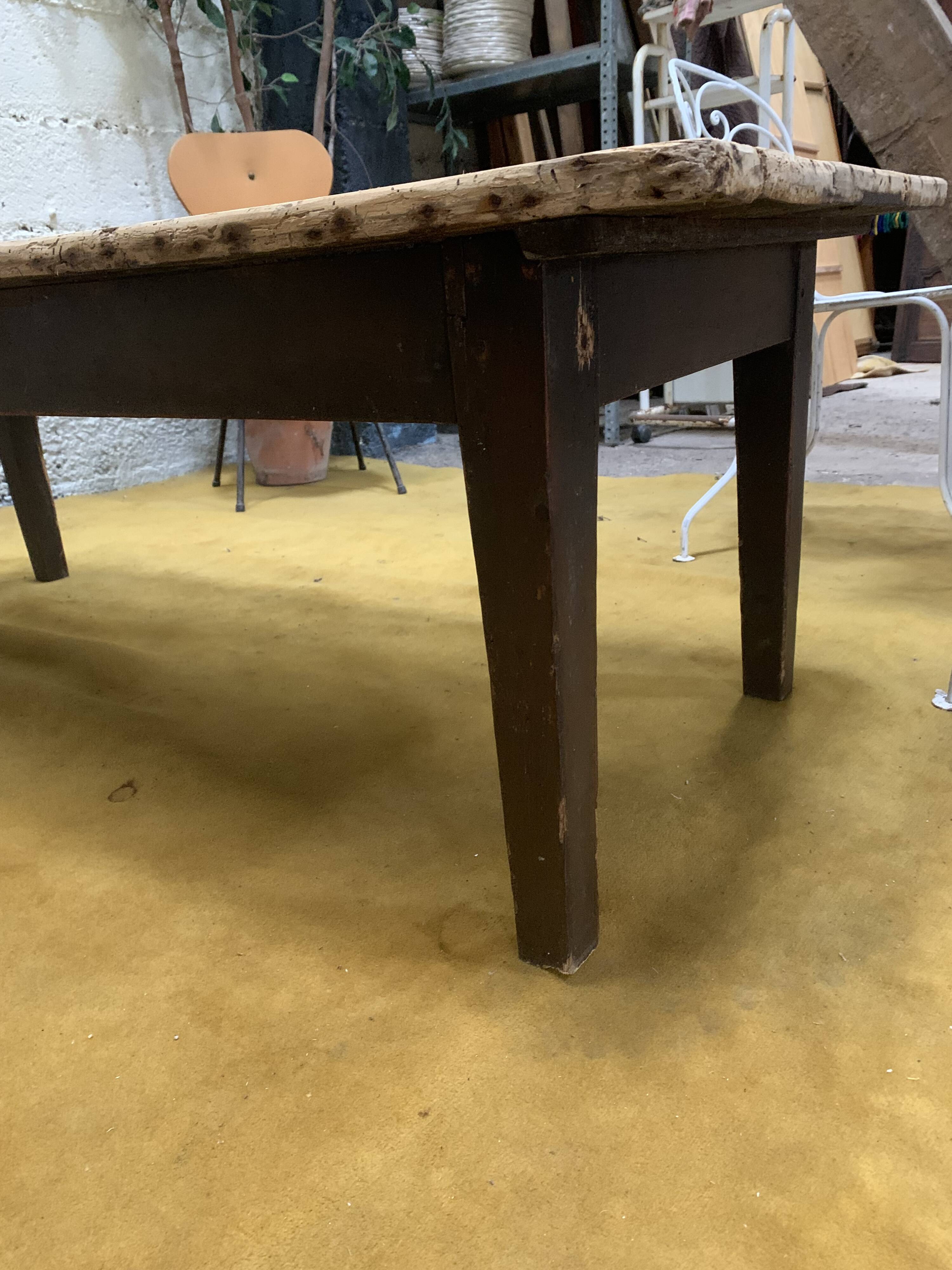 Countryside coffee table