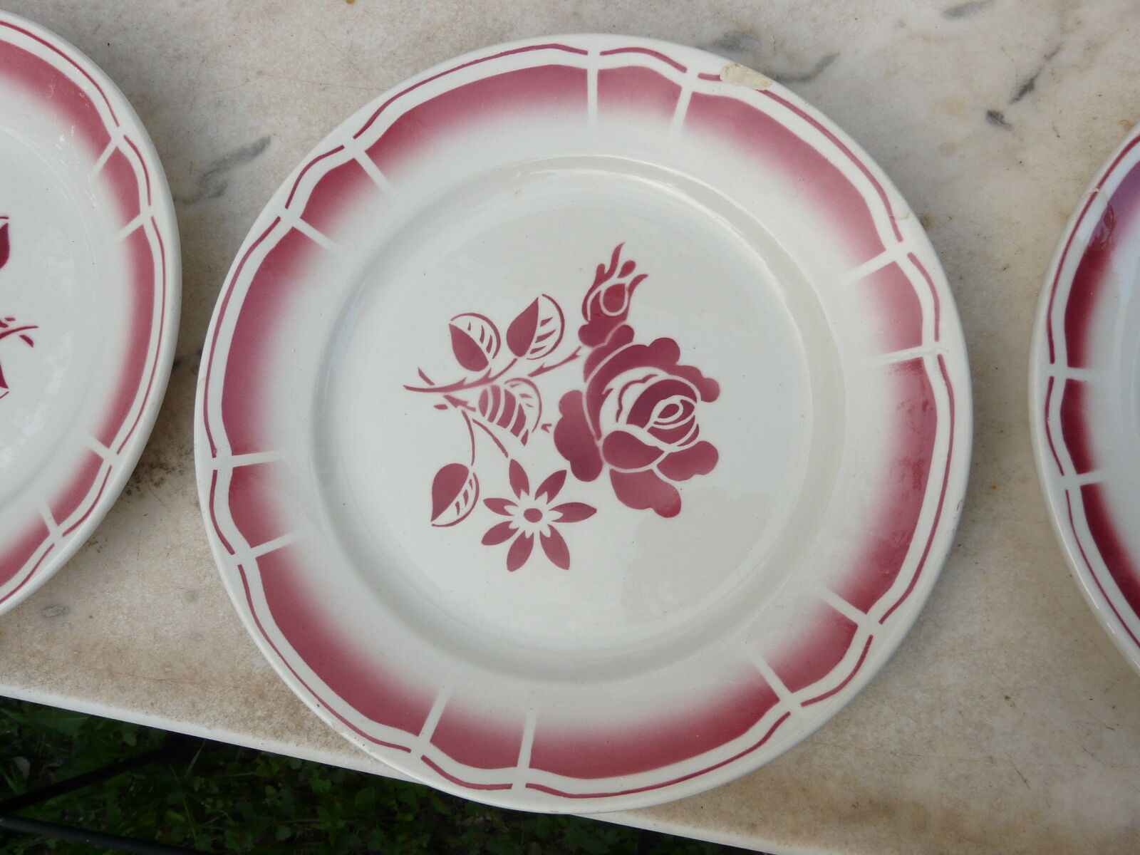 7 plates badonviller art deco red flowers
