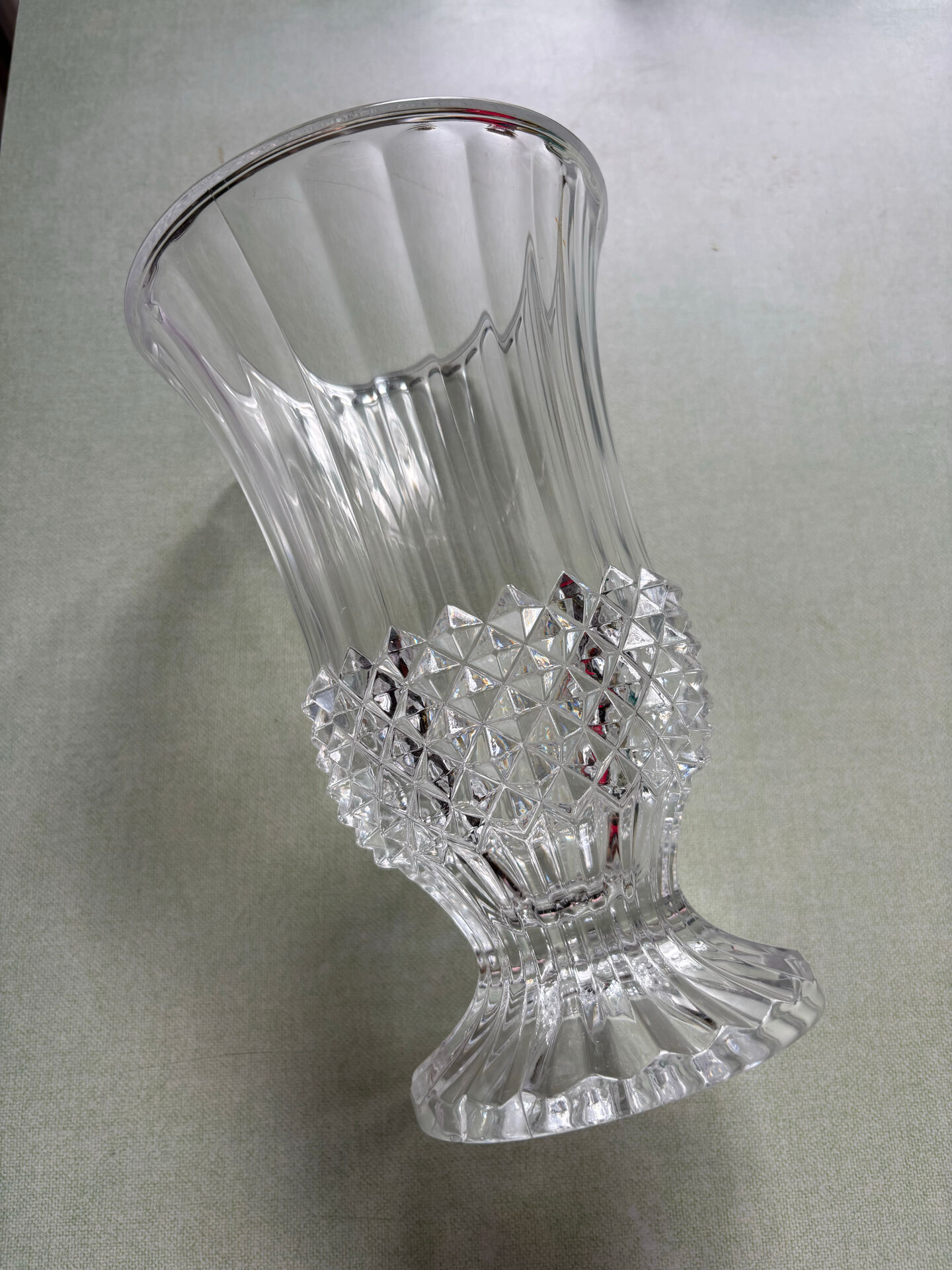 Crystal vase from Arques