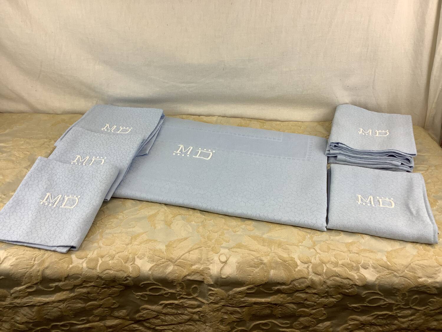 Vintage nappe & serviettes damassés monogramme