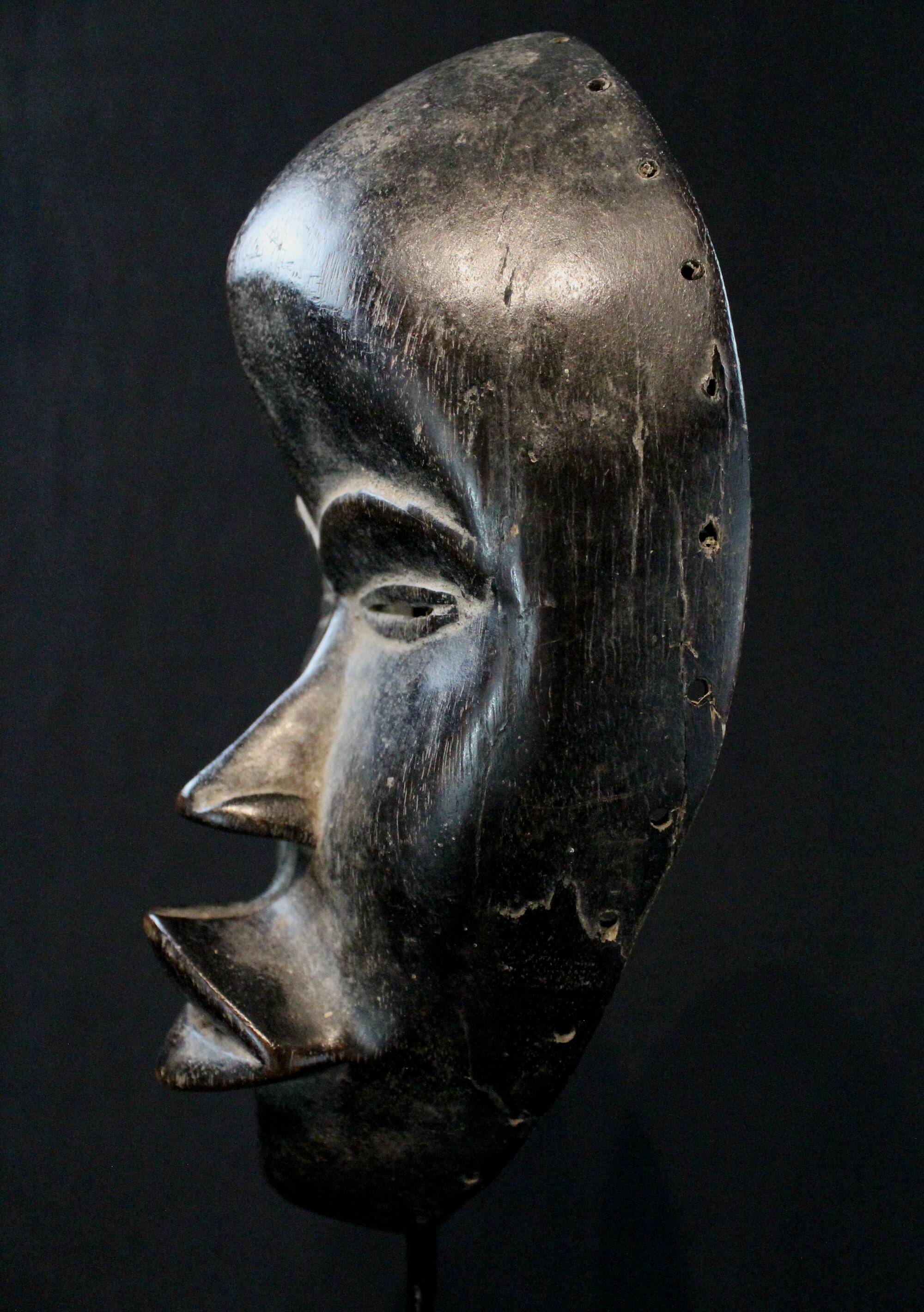 African Art - Old Dan Ethnic Running Mask - Ivory Coast - 22.5