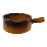 Enamelled terracotta pan