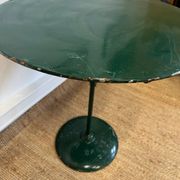 Old metal bistro table - Ruffier Grenoble – enamel paint