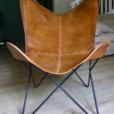 Leather butterfly armchair