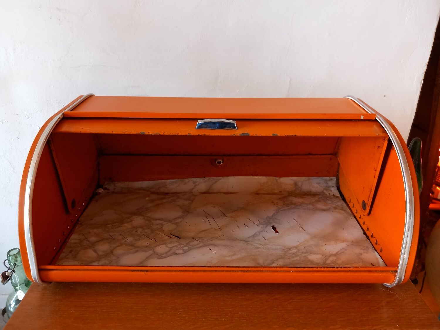 Nightingale bread box