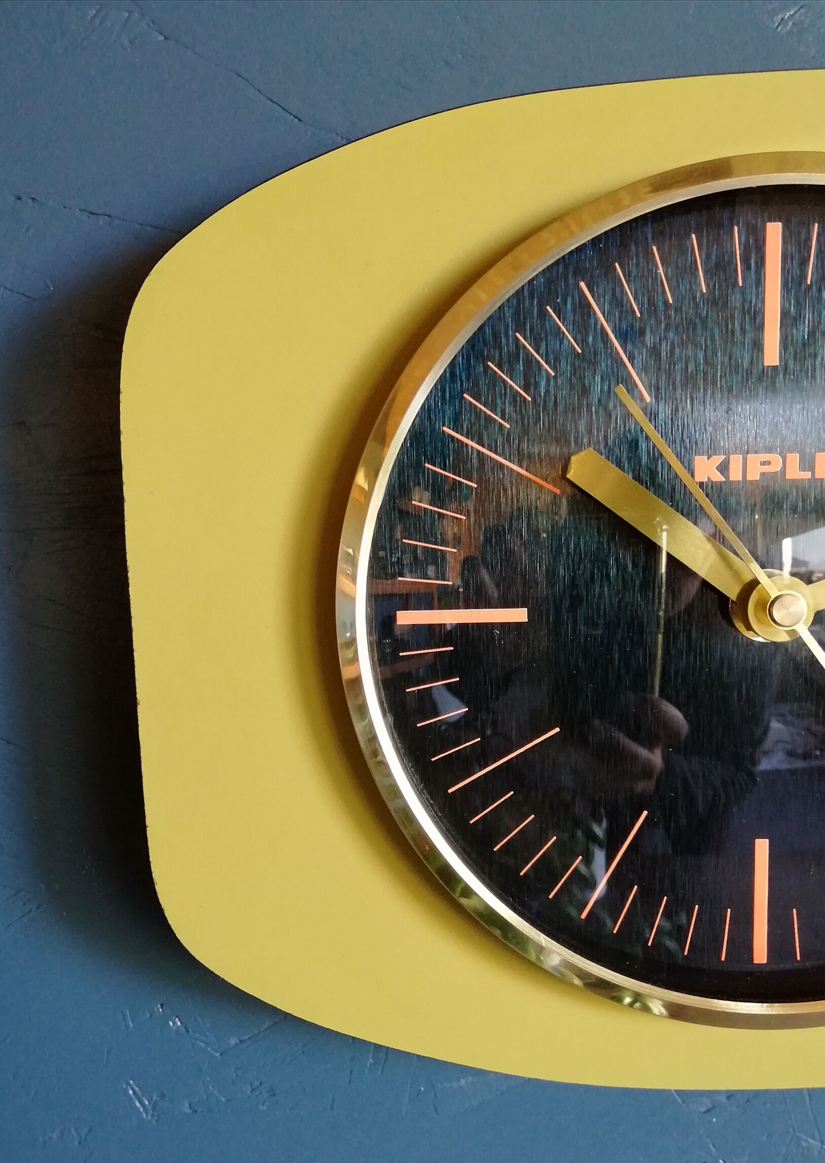 Vintage formica clock