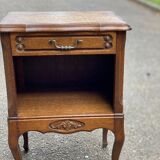 Table de chevet Louis XV en bois avec tiroir et niche