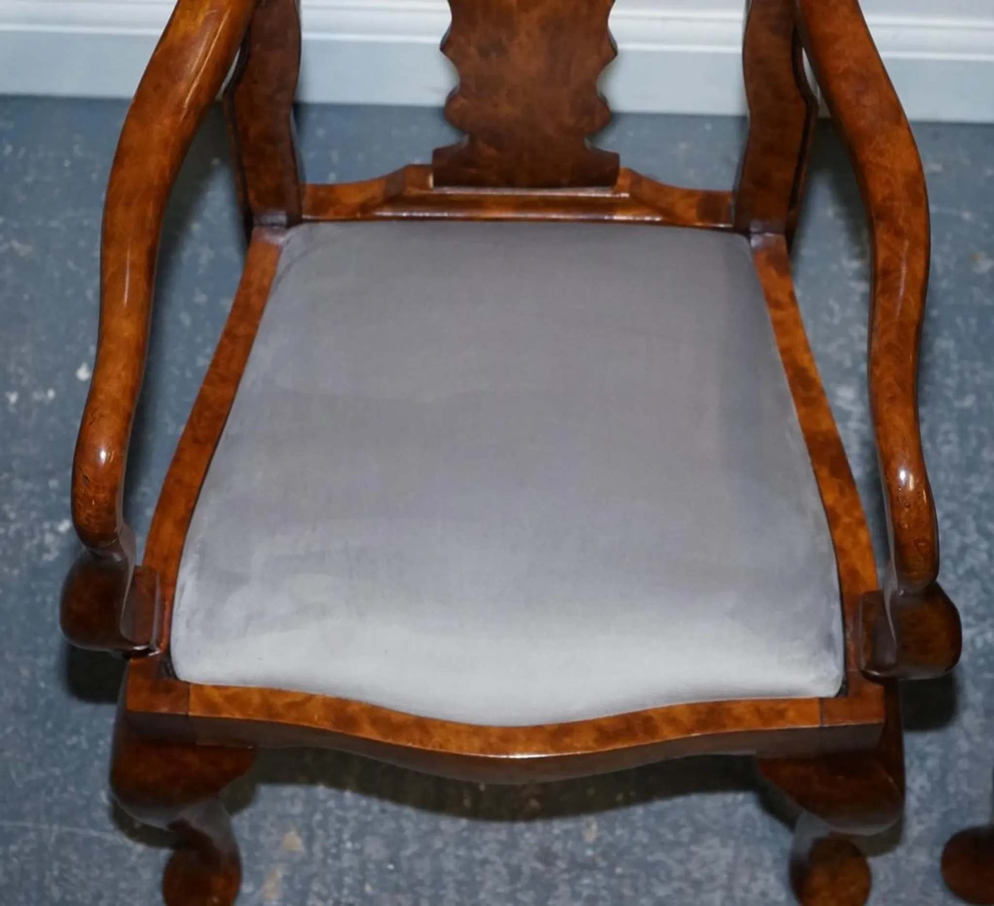 Art Deco Queen Anne Style Armchairs in Walnut Burl, 1920s, Set of 2