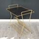 Sellette ranges vinyls in metal